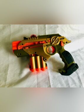 Nerf Hasbro 2008
Phoenix LTX Lazer Laser
Tag Gold Blaster Toy Gun Replacement